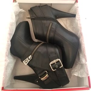 Guess Bennie Booties